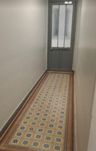 Appartamento Petite Maison Avec Cour Dans Les Beaux Quartiers-Vous Faites Le Menage- Very Good Prices For T-H-E Location But You Have To Clea-N Th-E Flat Parigi Esterno foto
